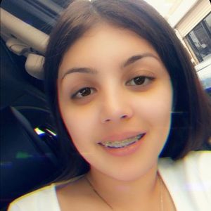 Meet your Posher, Desiree